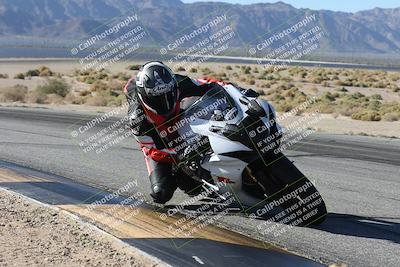 media/Oct-26-2025-Race Pace (Sun) [[c1447ca738]]/Verified/1-Turn 9 Inside (930am)/